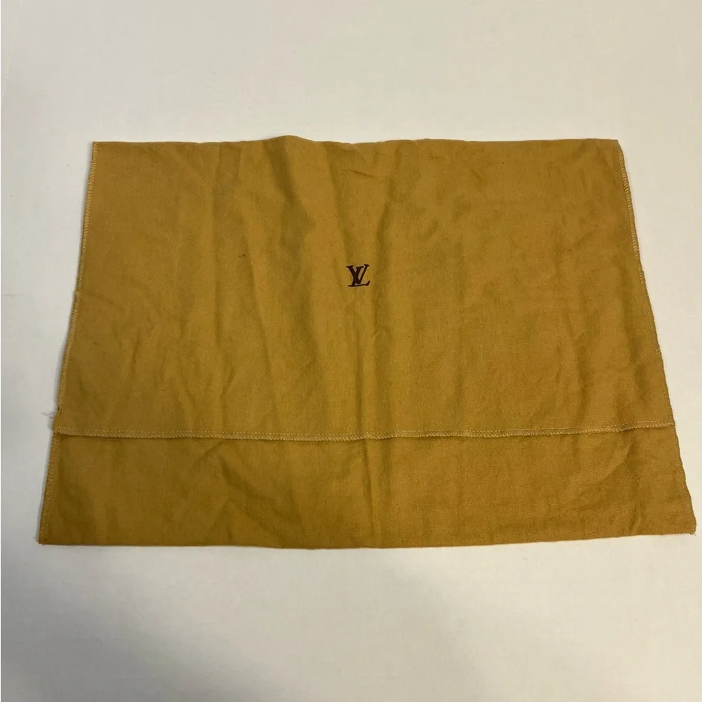 Louis Vuitton dust bag 18 x‎ 14